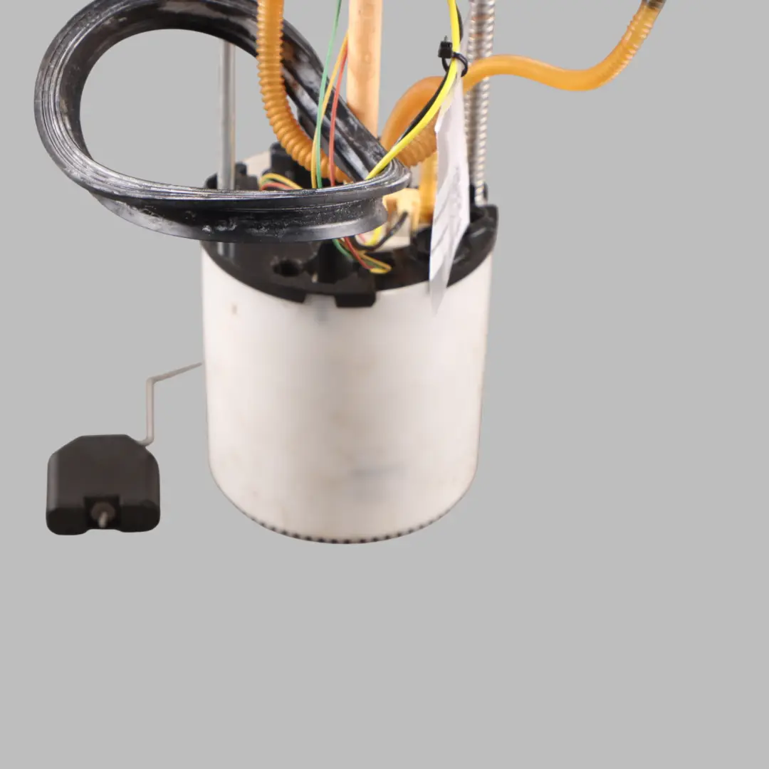 CWZA Tanque Combustible Botella Bomba Sender para Audi A1 8X 2.0 TFSI con número de pieza 6R0919051K Audi A1 8X 2.0 TFSI CWZA Tanque Combustible Botella Bomba Sender - SKU 6R0919051K - Número de pieza 6R0919051K