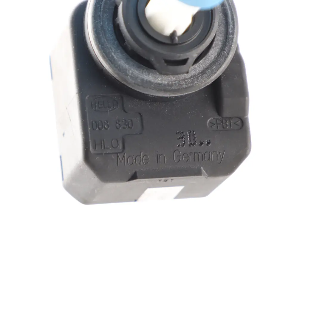 Headlight Level Sensor Motor Leveling Control Unit to Audi A6 C7 with Part number 6R0941295 Audi A6 C7 Headlight Level Sensor Motor Leveling Control Unit - SKU 6R0941295 - Part number 6R0941295