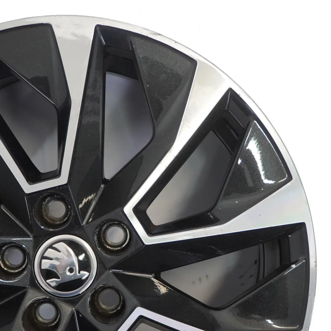 Skoda Fabia 6V Felga Aluminiowa Dwukolorowa 16" 7J ET:46 - SKU 6V0601025-1 - Numer Części 6V0601025