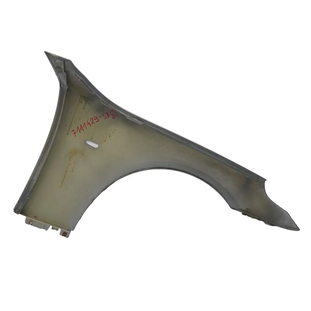 Kotflügel Verkleidung Vorne Links Seitenverkleidung Silbergrau A08 für BMW E60 E61 mit Teilenummer 7111429 BMW E60 E61 Kotflügel Verkleidung Vorne Links Seitenverkleidung Silbergrau A08 - SKU 7111429-SBG3 - Teilenummer 7111429