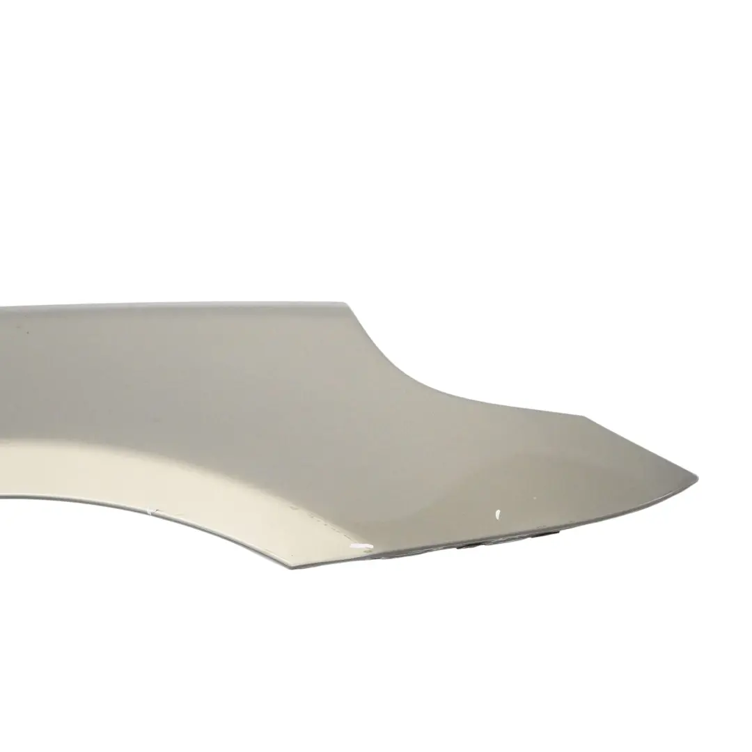 Frente Ala Derecha Fender Side Panel O / S Platinbronze Bronce para BMW E60 E61 con número de pieza 7111430 BMW E60 E61 Frente Ala Derecha Fender Side Panel O / S Platinbronze Bronce - SKU 7111430-PB - Número de pieza 7111430