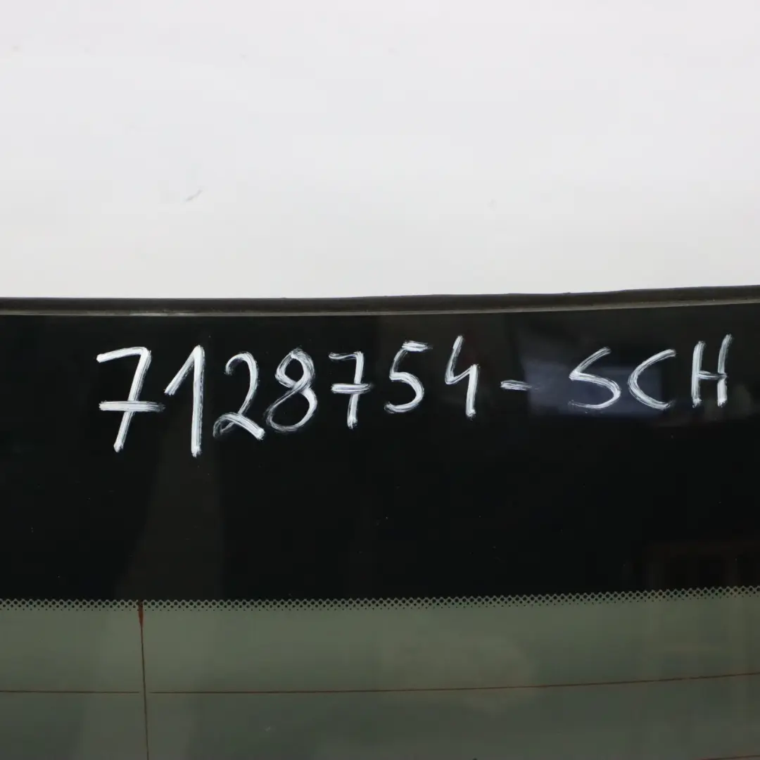Tylna Szyba Dachu Składanego Schwarz 2 Czarny - 668 do BMW E93 F33 o numerze 7128754 BMW E93 F33 Tylna Szyba Dachu Składanego Schwarz 2 Czarny - 668 - SKU 7128754-SCH - Numer Części 7128754