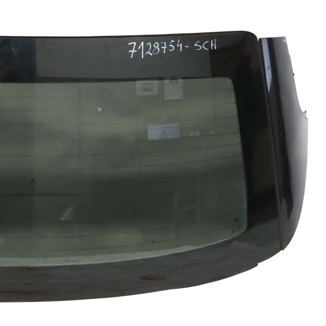 Tylna Szyba Dachu Składanego Schwarz 2 Czarny - 668 do BMW E93 F33 o numerze 7128754 BMW E93 F33 Tylna Szyba Dachu Składanego Schwarz 2 Czarny - 668 - SKU 7128754-SCH - Numer Części 7128754