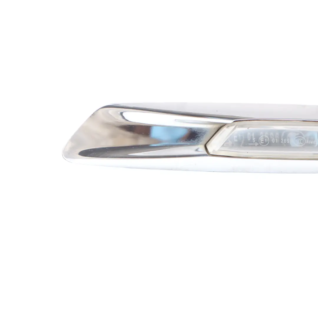 BMW F10 F11 Lampe Indicateur Aile Avant Droite Signal - SKU 7154168-1 - Numéro de pièce 7154168