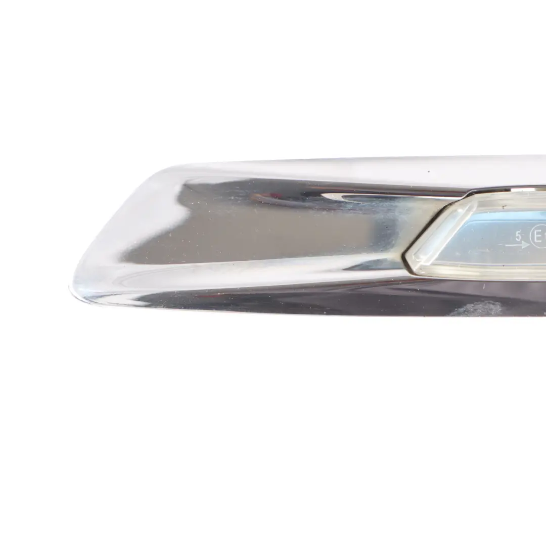 Luz Indicadora Guardabarros Delantera Derecha Señal para BMW F10 F11 con número de pieza 7154168 BMW F10 F11 Luz Indicadora Guardabarros Delantera Derecha Señal - SKU 7154168-1 - Número de pieza 7154168