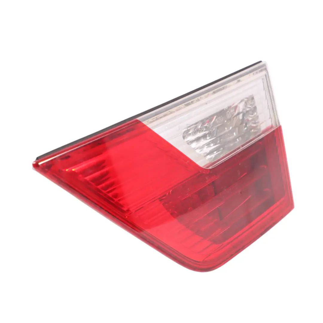 BMW X3 E83 LCI Luz Trasera Tapa Maletero Luz De Maletero Derecha - SKU 7162214-1 - Número de pieza 7162214