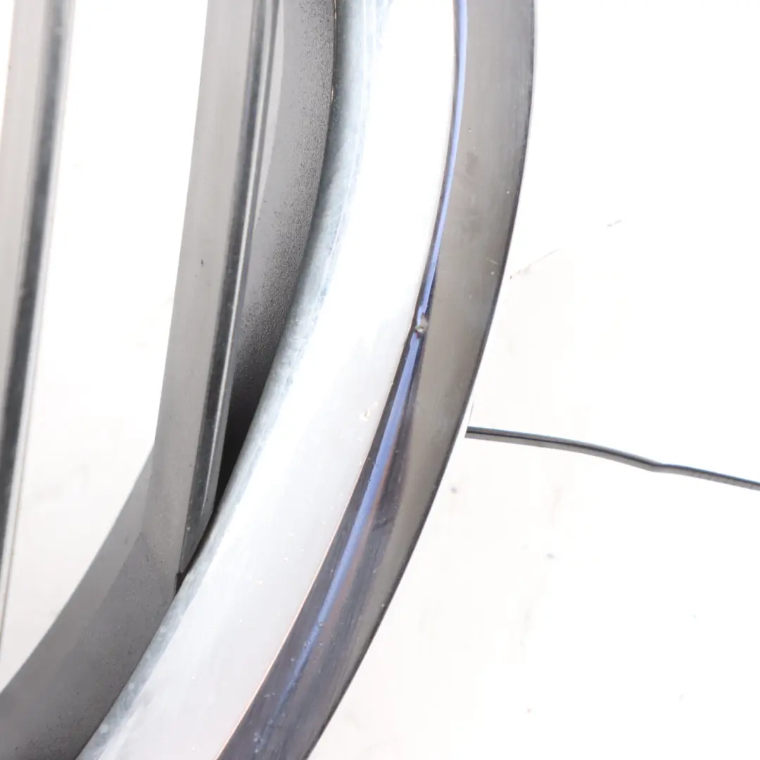 BMW F02 Grille Supérieure Pare-Chocs Avant Gauche Chromée Référence - SKU 7184151 - Numéro de pièce 7184151