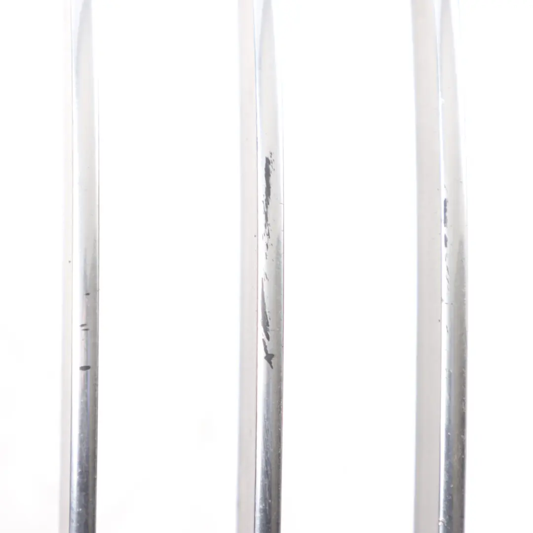 BMW F02 Parachoques Delantero Principal Superior Rejilla Cromado Derecho - SKU 7184152 - Número de pieza 7184152