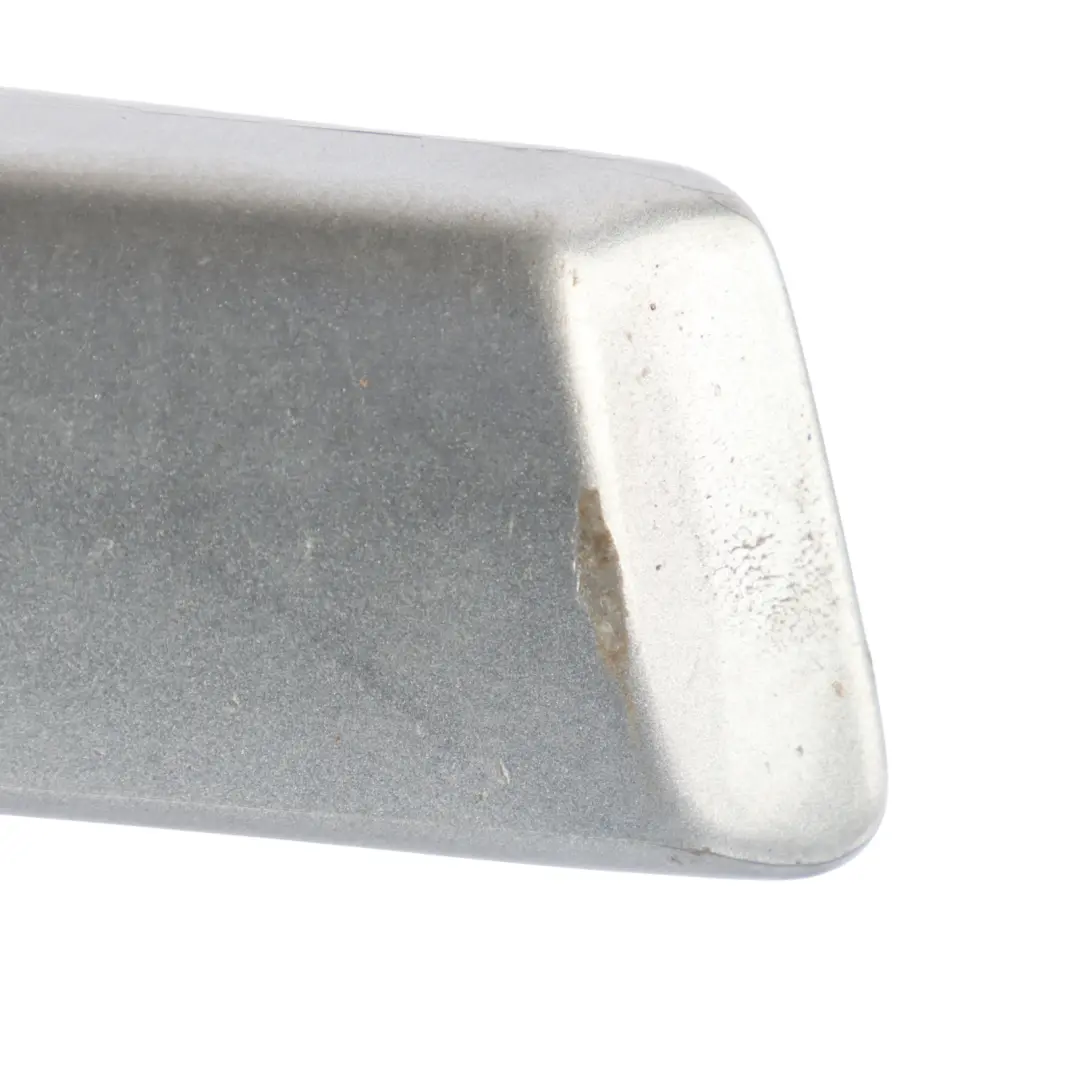 Bande caoutchouc pour pare-chocs avant gauche Spacegrau Grey - A52 pour BMW E87 LCI à propos du numéro de pièce 7185131 BMW E87 LCI Bande caoutchouc pour pare-chocs avant gauche Spacegrau Grey - A52 - SKU 7185131-SCG - Numéro de pièce 7185131