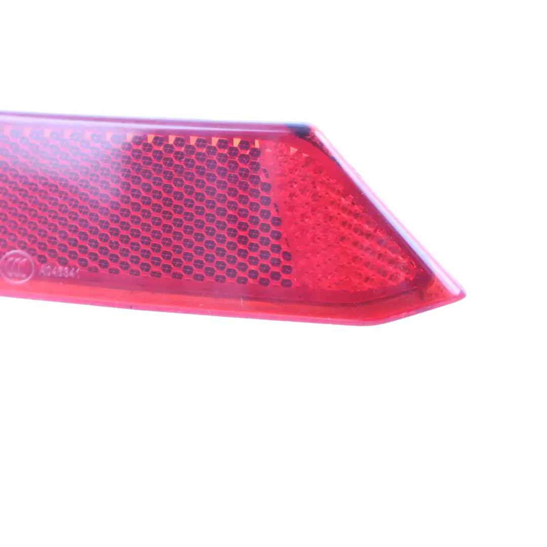 Lamp Reflector BMW F07 GT Rear Left N/S Bumper Trim Reflection Red to with Part number 7199647 Lamp Reflector BMW F07 GT Rear Left N/S Bumper Trim Reflection Red - SKU 7199647 - Part number 7199647