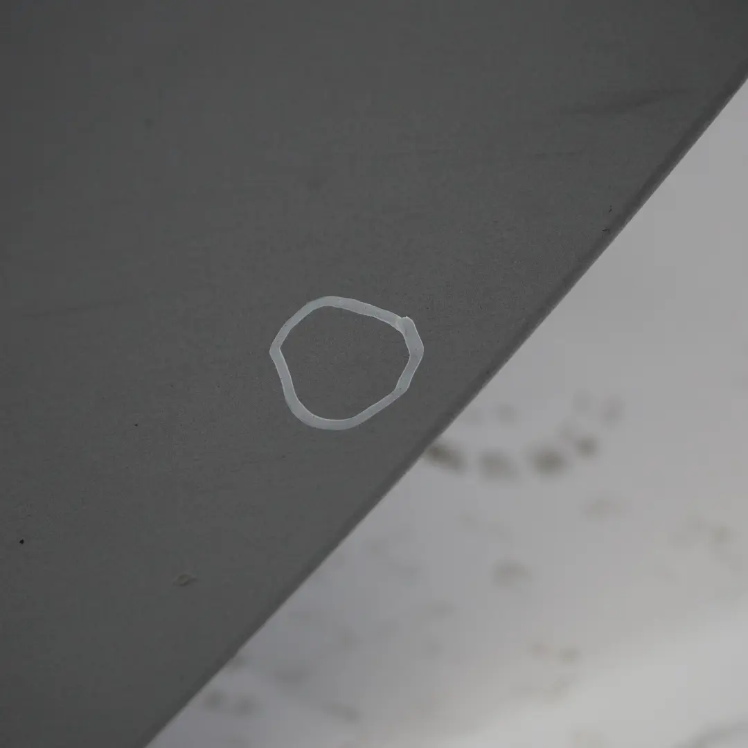 Porta Posteriore Sinistra Spacegrau Spazio Grigio Metallizzato - A52 per BMW E60 con numero di parte 7202341 BMW E60 Porta Posteriore Sinistra Spacegrau Spazio Grigio Metallizzato - A52 - SKU 7202341-SCG - Numero di parte 7202341