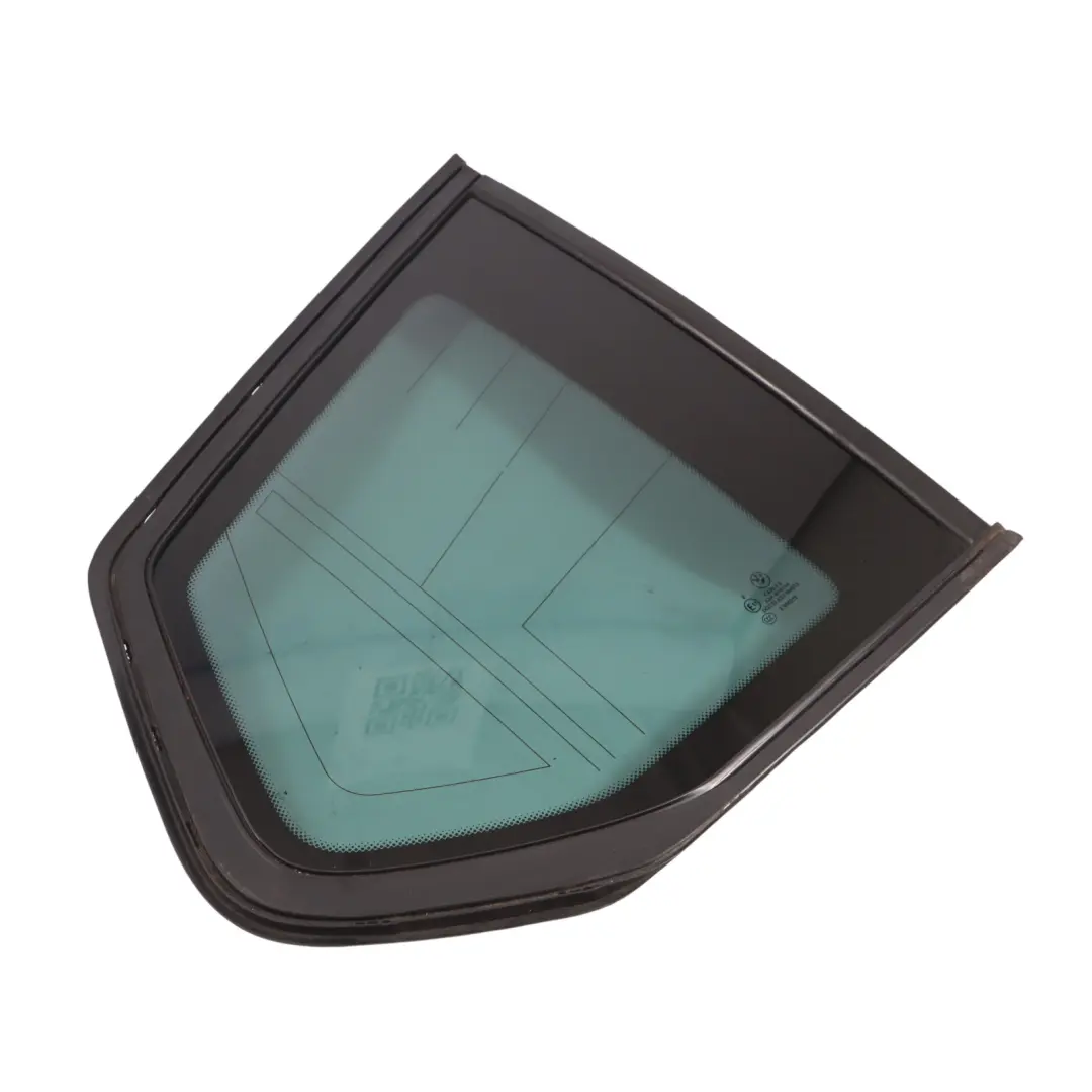 Finestra fissa vetro laterale quarto posteriore destro AS3 SSG 7205646 per BMW F25 con numero di parte 7205664 BMW F25 Finestra fissa vetro laterale quarto posteriore destro AS3 SSG 7205646 - SKU 7205664 - Numero di parte 7205664