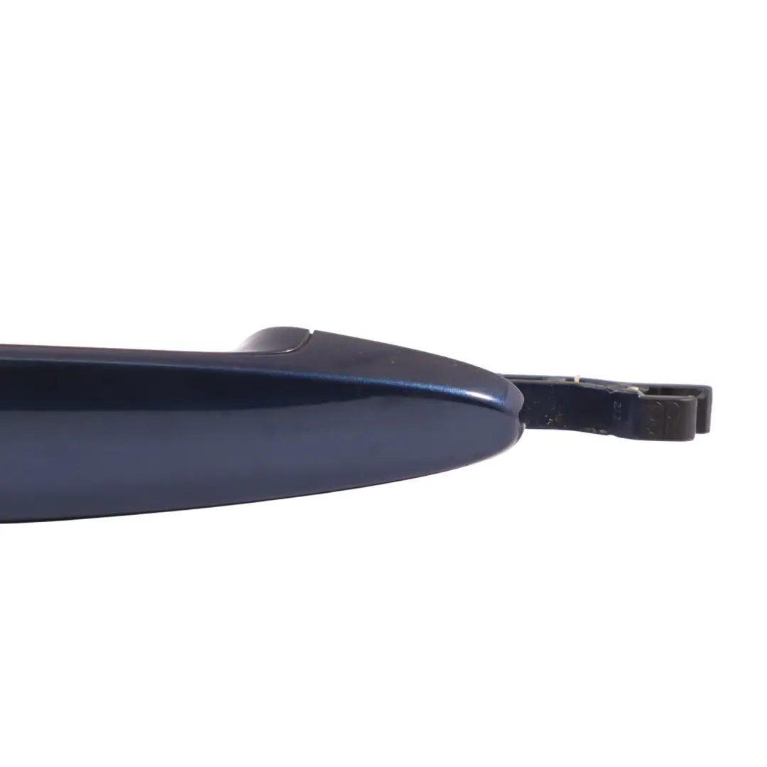 Maniglia Posteriore Destra Deep Sea Blue A76 per BMW X5 E70 F20 F30 con numero di parte 7207562 BMW X5 E70 F20 F30 Maniglia Posteriore Destra Deep Sea Blue A76 - SKU 7207562-DSB - Numero di parte 7207562