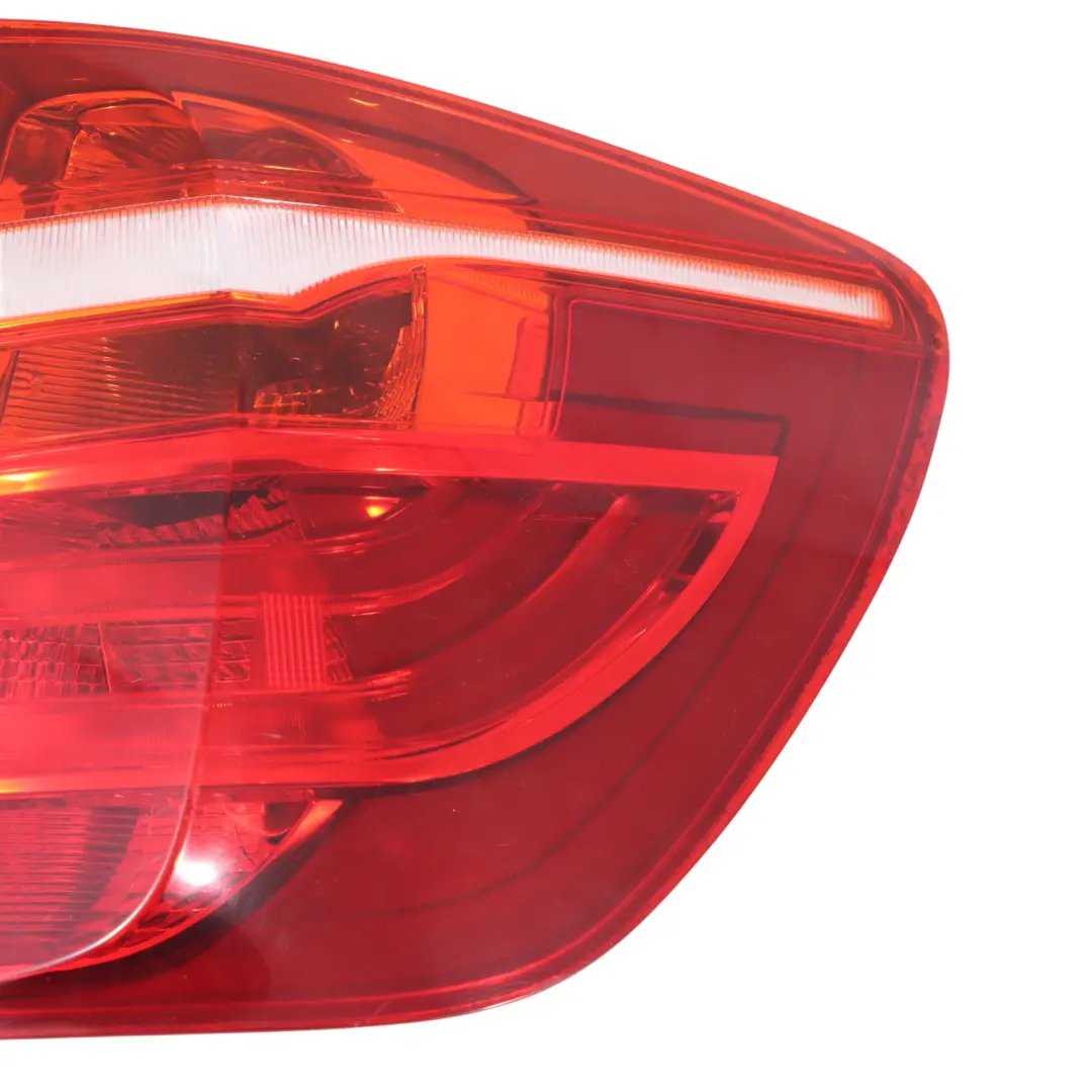 Luce Posteriore BMW X3 F25 LED Lampada Trim Nel Pannello Laterale Destro per con numero di parte 7217312 Luce Posteriore BMW X3 F25 LED Lampada Trim Nel Pannello Laterale Destro - SKU 7217312-1 - Numero di parte 7217312