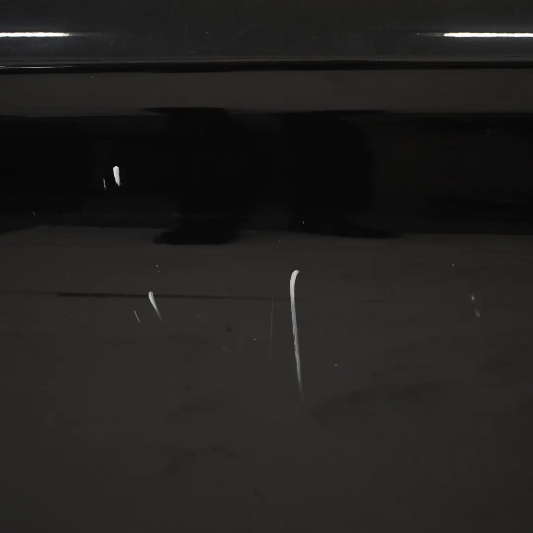 Porta anteriore sinistra Black Sapphire Metallic - 475 per BMW F12 F13 con numero di parte 7228569 BMW F12 F13 Porta anteriore sinistra Black Sapphire Metallic - 475 - SKU 7228569-BS1 - Numero di parte 7228569