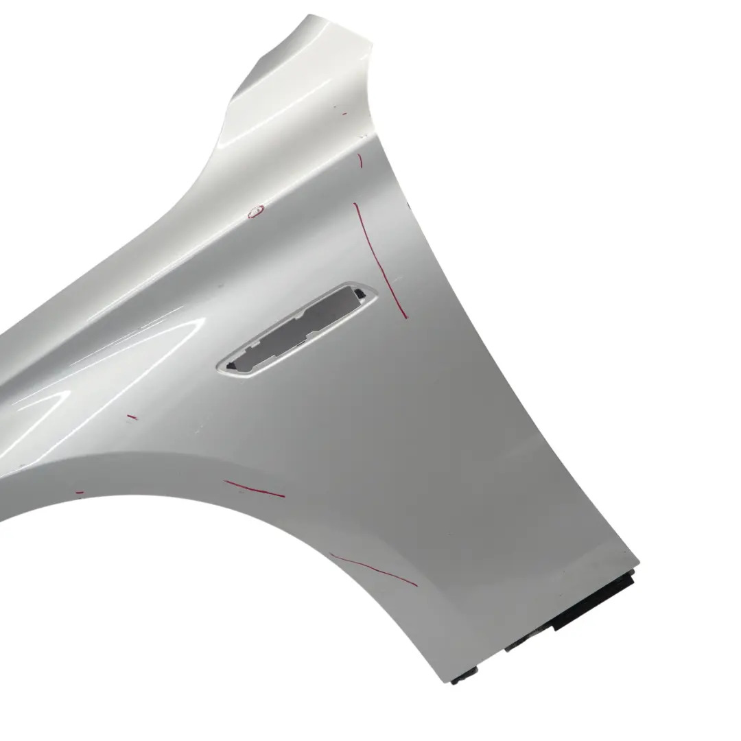Delantero Izquierdo Guardabarros Lateral Titansilber Metallic - 354 para BMW F07 GT con número de pieza 7248433 BMW F07 GT Delantero Izquierdo Guardabarros Lateral Titansilber Metallic - 354 - SKU 7248433-TS1 - Número de pieza 7248433