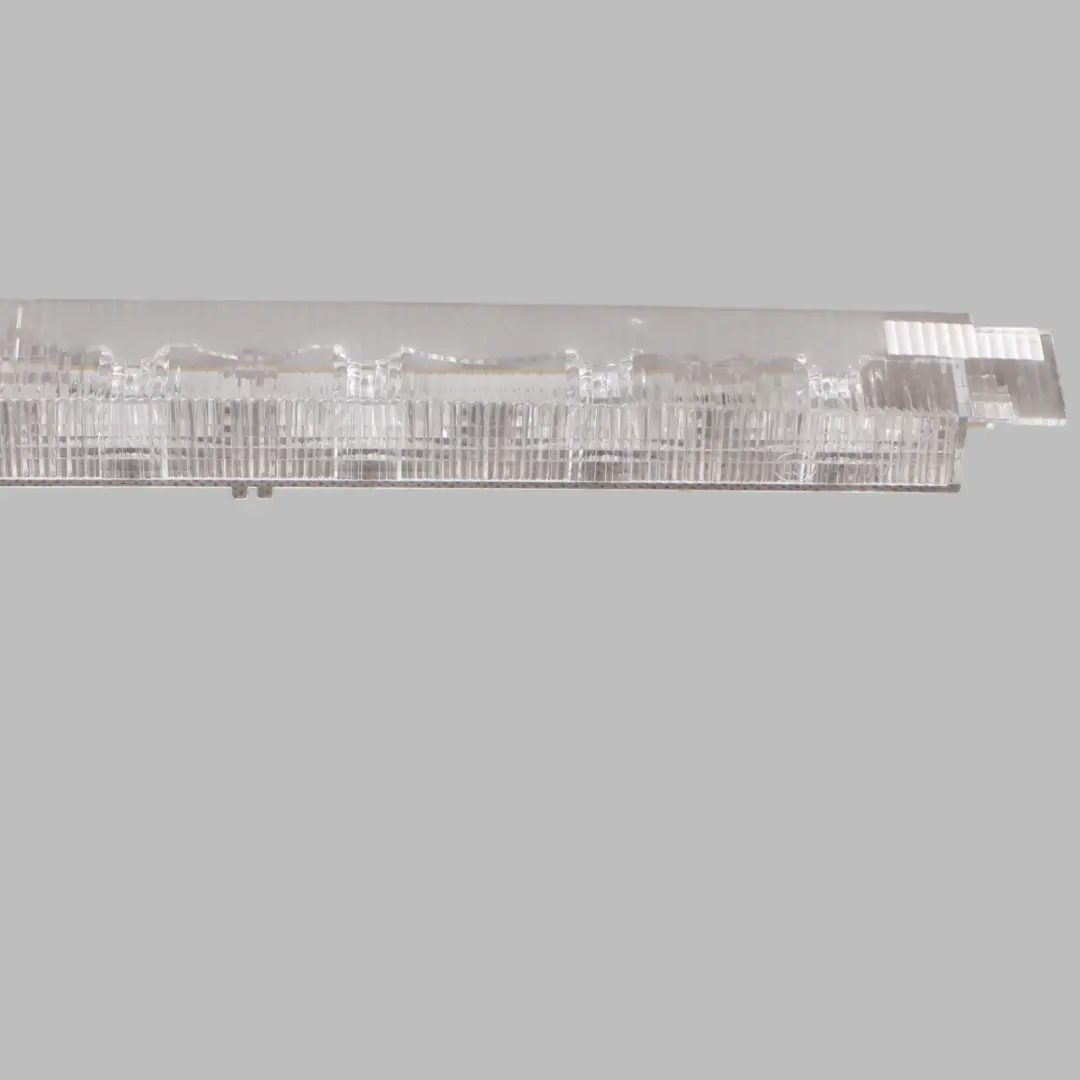 Dritte Bremsleuchtenabdeckung BMW F30 F80 M3 Hintere Bremsleuchte für mit Teilenummer 7259877 Dritte Bremsleuchtenabdeckung BMW F30 F80 M3 Hintere Bremsleuchte - SKU 7259877-2 - Teilenummer 7259877