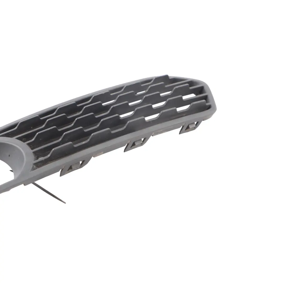 BMW F20 F21 Osłona Kratka Zderzaka Lampy Przeciwmgielnej Lewy Przód - SKU 7272557 - Numer Części 7272557