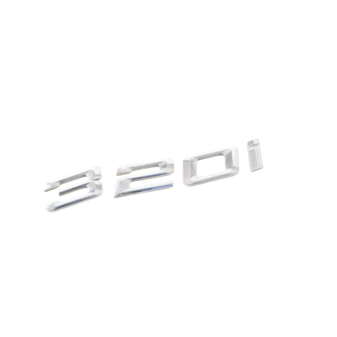 Stivale Posteriore Tronco Coperchio Emblema Badge Lettering 320I per BMW F30 con numero di parte 7289882 BMW F30 Stivale Posteriore Tronco Coperchio Emblema Badge Lettering 320I - SKU 7289882 - Numero di parte 7289882