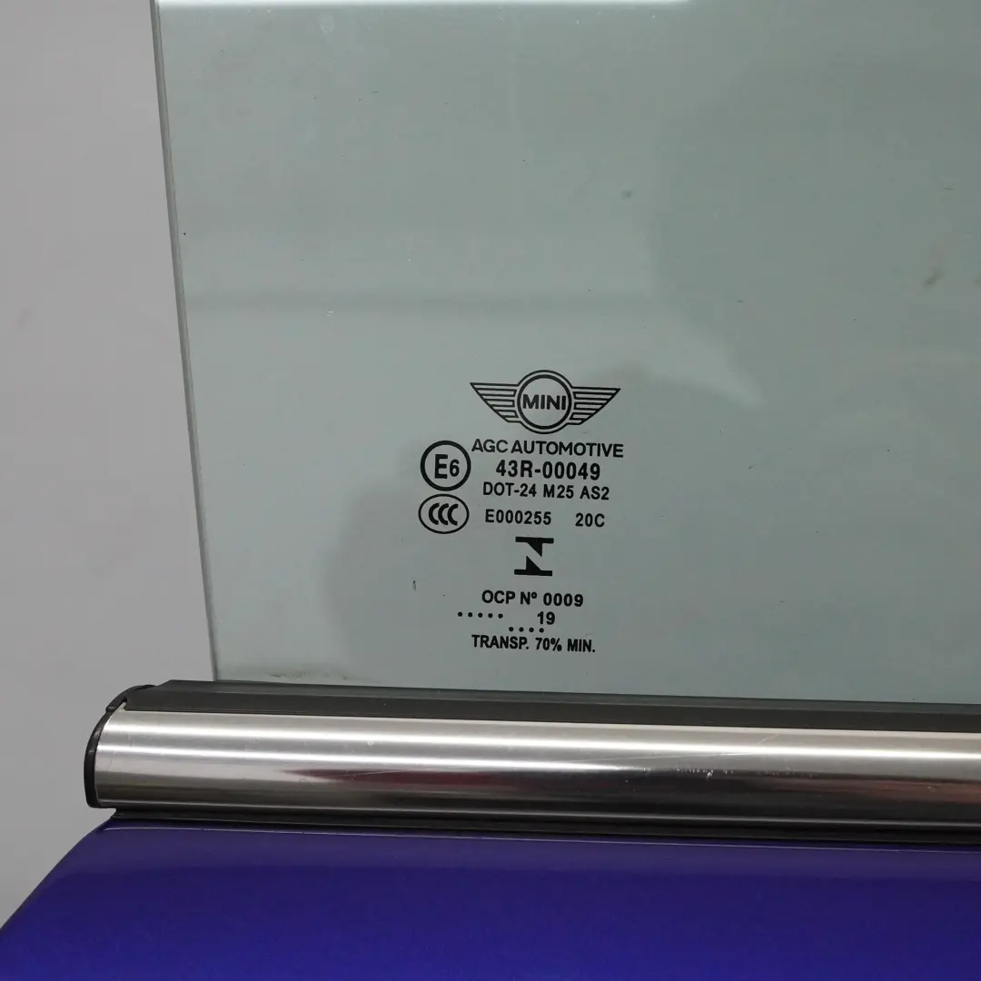 Tür Vorne Rechts Panel Starlight Blue Metallic - B62 für Mini F56 F57 mit Teilenummer 7294266 Mini F56 F57 Tür Vorne Rechts Panel Starlight Blue Metallic - B62 - SKU 7294266-STB - Teilenummer 7294266