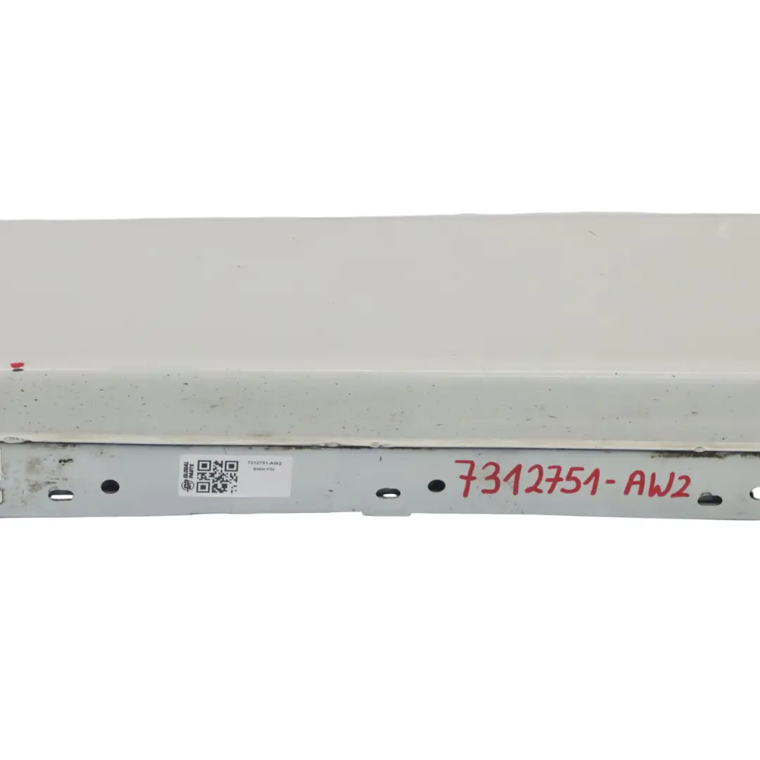 Sill Strip Side Skirt Cover Left N/S Alpinweiss Alpine White - 300 to BMW F30 F31 with Part number 7312751 BMW F30 F31 Sill Strip Side Skirt Cover Left N/S Alpinweiss Alpine White - 300 - SKU 7312751-AW2 - Part number 7312751