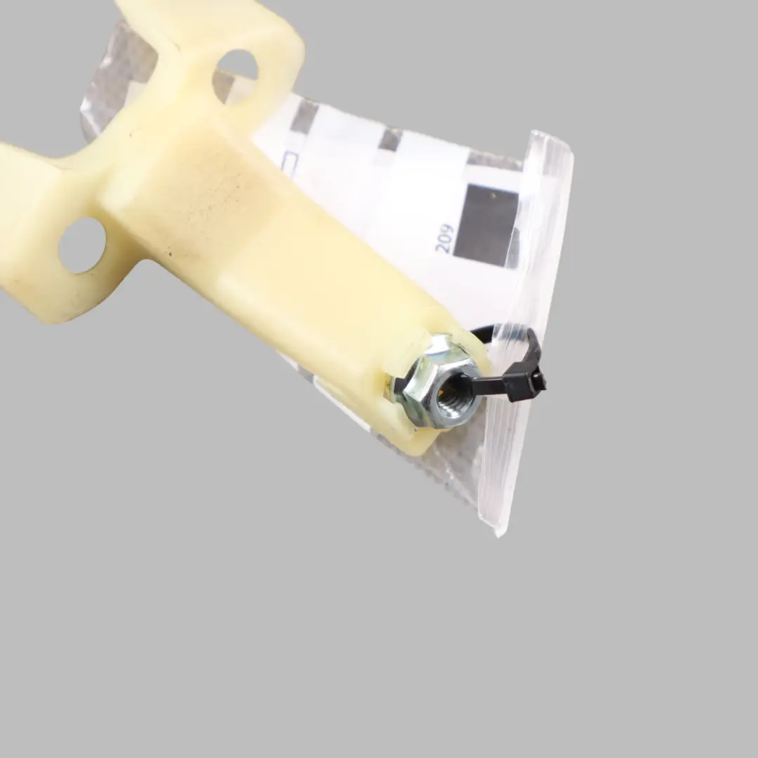 Tail Lamp Clamp BMW F30 F31 F80 M3 Rear Cover Trim Holder Right O/S to with Part number 7313420 Tail Lamp Clamp BMW F30 F31 F80 M3 Rear Cover Trim Holder Right O/S - SKU 7313420 - Part number 7313420