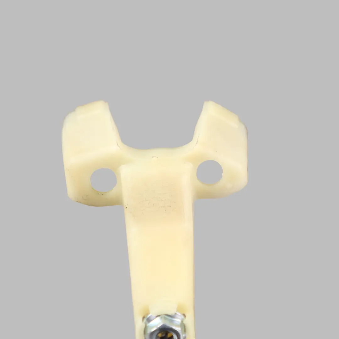 Rückleuchtenklemme Rückwand Verkleidung Halterung Rechts für BMW F30 F31 F80 mit Teilenummer 7313420 BMW F30 F31 F80 Rückleuchtenklemme Rückwand Verkleidung Halterung Rechts - SKU 7313420 - Teilenummer 7313420