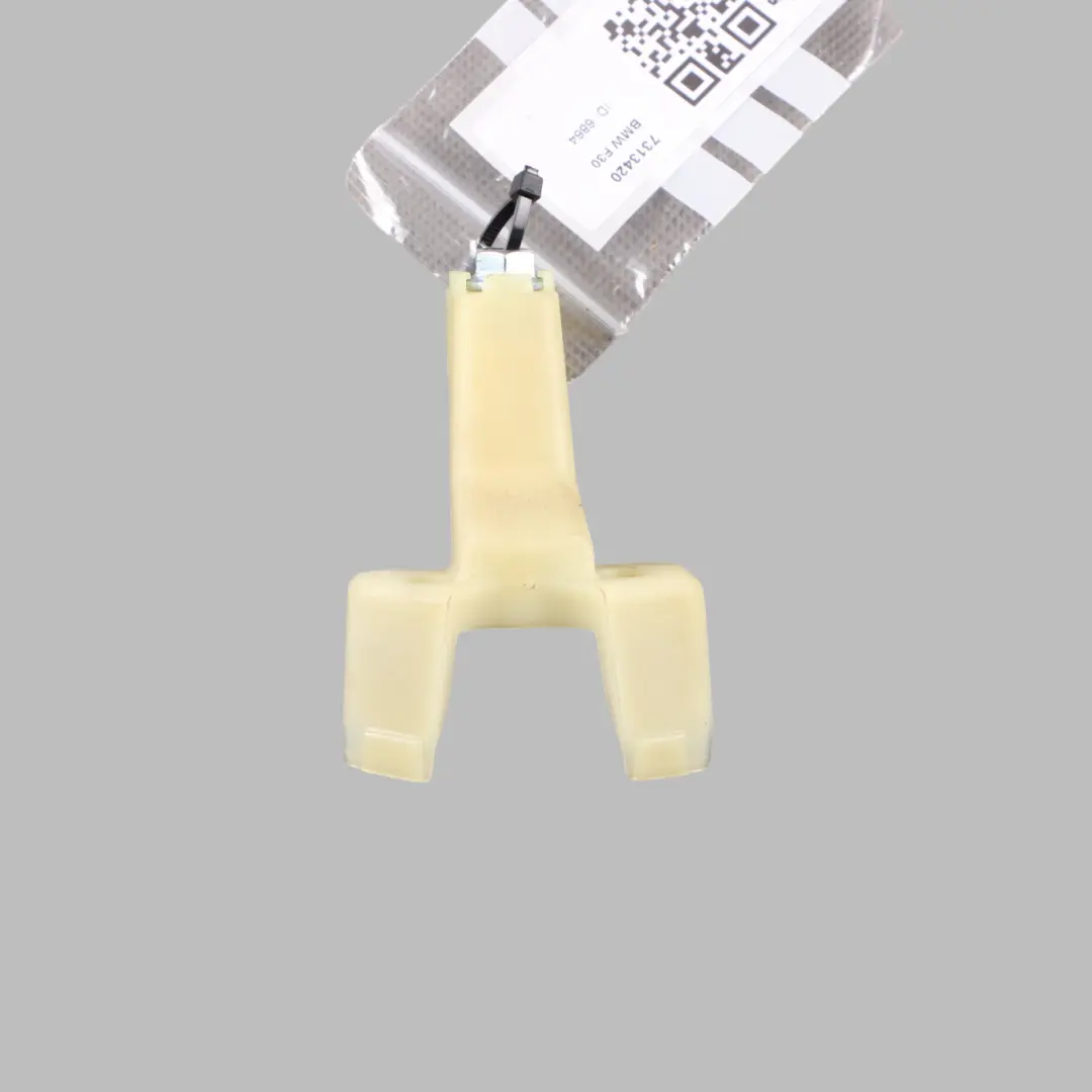  Tail Lamp Clamp BMW F30 F31 F80 M3 Rear Cover Trim Holder Right O/S - SKU 7313420 - Part number 7313420