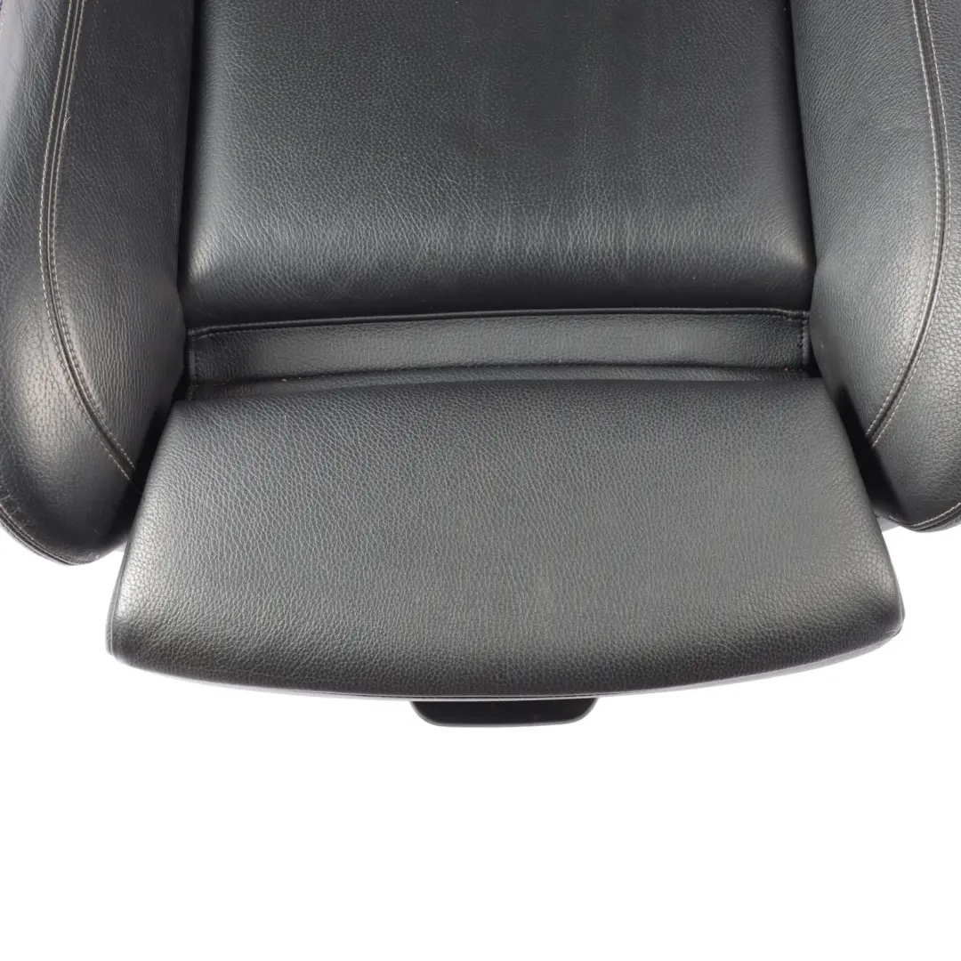 Asiento Delantero Derecho Calefactable Cuero Negro Costura Exclusiva para BMW F10 F11 con número de pieza 7349862 BMW F10 F11 Asiento Delantero Derecho Calefactable Cuero Negro Costura Exclusiva - SKU 7349862-1 - Número de pieza 7349862