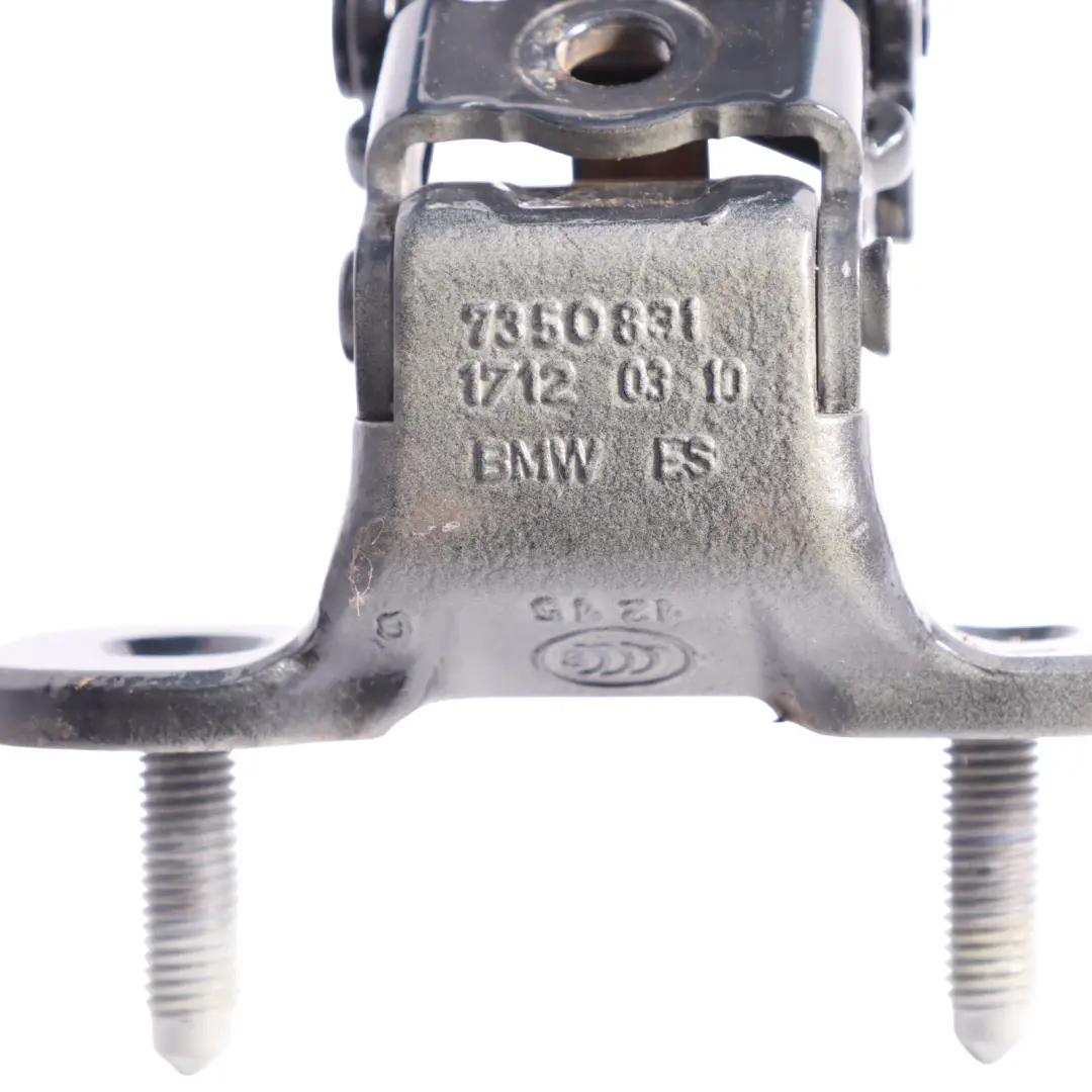 Charnière Couvercle Coffre Arrière Gauche Gris B39 7350831 pour BMW X1 F48 à propos du numéro de pièce 7350827 BMW X1 F48 Charnière Couvercle Coffre Arrière Gauche Gris B39 7350831 - SKU 7350827-MG - Numéro de pièce 7350827