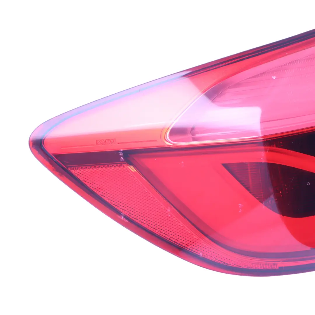 Feu Arrière Panneau Latéral Gauche Feu Arrière pour BMW F31 LCI à propos du numéro de pièce 7372209 BMW F31 LCI Feu Arrière Panneau Latéral Gauche Feu Arrière - SKU 7372209-2 - Numéro de pièce 7372209