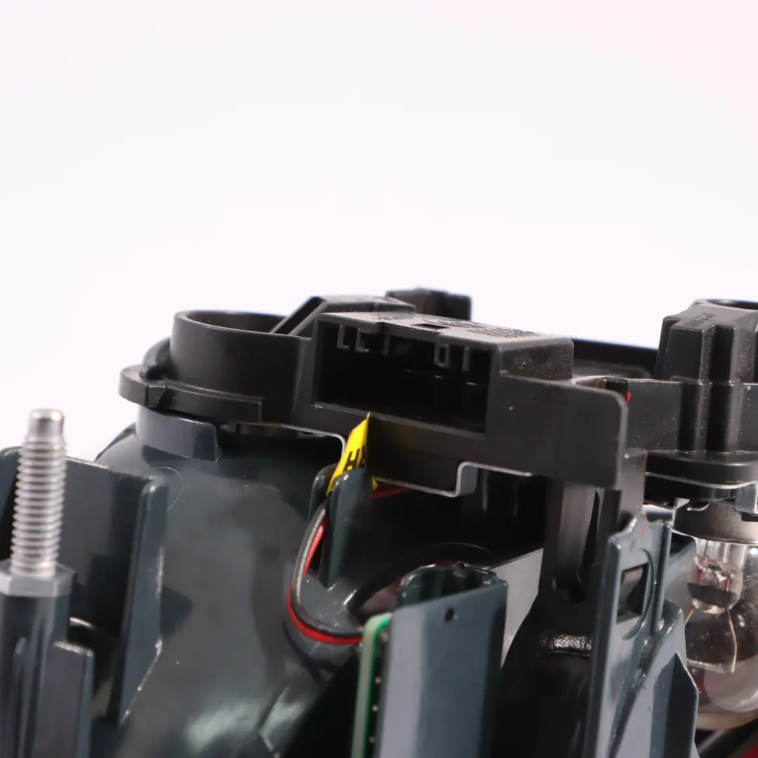 BMW F30 F31 F80 Tylne Światło Lampa Prawy Tył 7371112 - SKU 7372794-1 - Numer Części 7372794