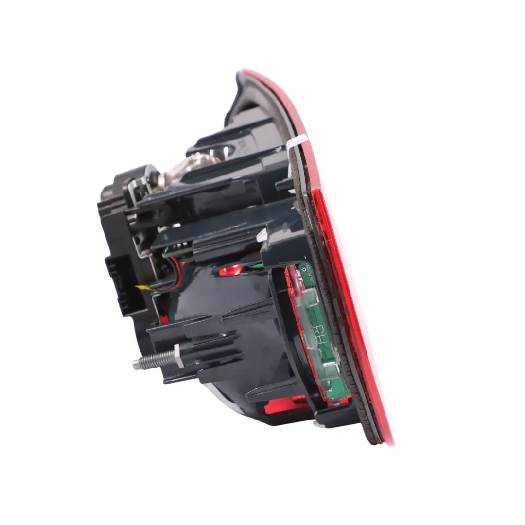 Luz Maletero Lámpara Maletero Trasera Derecha 7371112 para BMW F30 F31 F80 M3 con número de pieza 7372794 BMW F30 F31 F80 M3 Luz Maletero Lámpara Maletero Trasera Derecha 7371112 - SKU 7372794-1 - Número de pieza 7372794