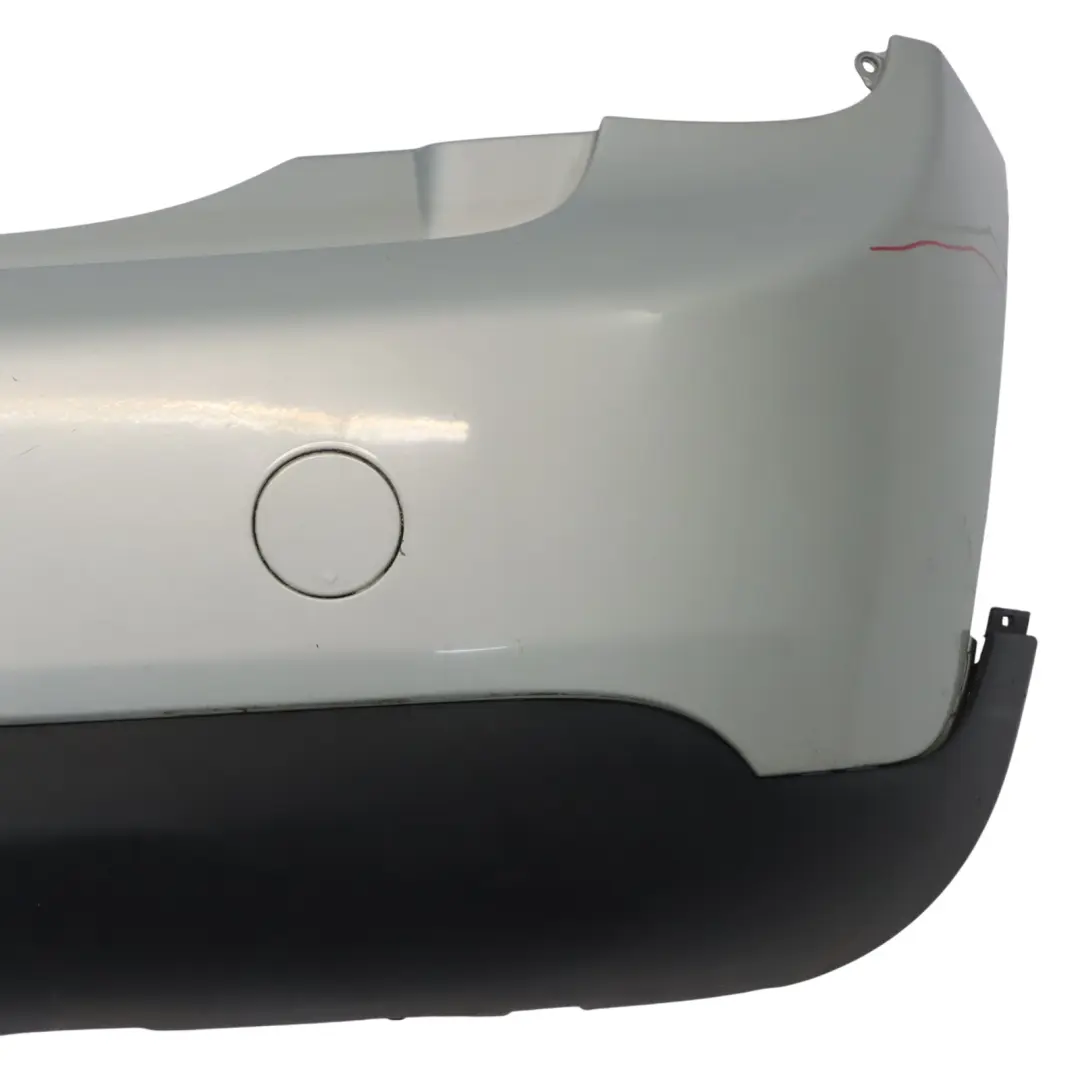 Pare-chocs arrière White Silver Metallic - A62 pour Mini F55 à propos du numéro de pièce 7380023 Mini F55 Pare-chocs arrière White Silver Metallic - A62 - SKU 7380023-WS - Numéro de pièce 7380023