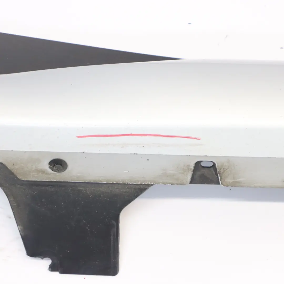 Faldón Lateral Tapa Umbral Puerta Derecha para BMW X1 F48 con número de pieza 7403398 BMW X1 F48 Faldón Lateral Tapa Umbral Puerta Derecha - SKU 7403398 - Número de pieza 7403398