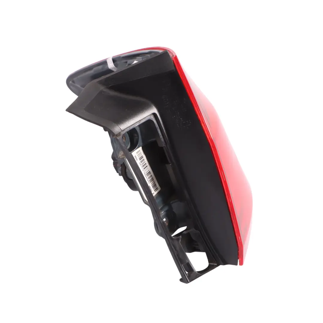 Feu Arrière Eclairage Dans Le Panneau Latéral Droit pour BMW F31 Touring à propos du numéro de pièce 7429728 BMW F31 Touring Feu Arrière Eclairage Dans Le Panneau Latéral Droit - SKU 7429728-4 - Numéro de pièce 7429728