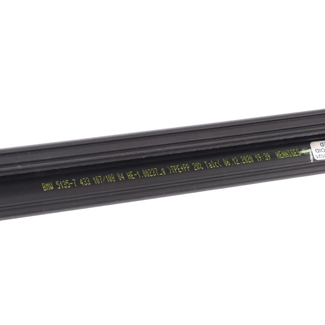 BMW X4M F98 Cover Strip Window Moulding Guide Rear Right O/S - SKU 7433108 - Part number 7433108