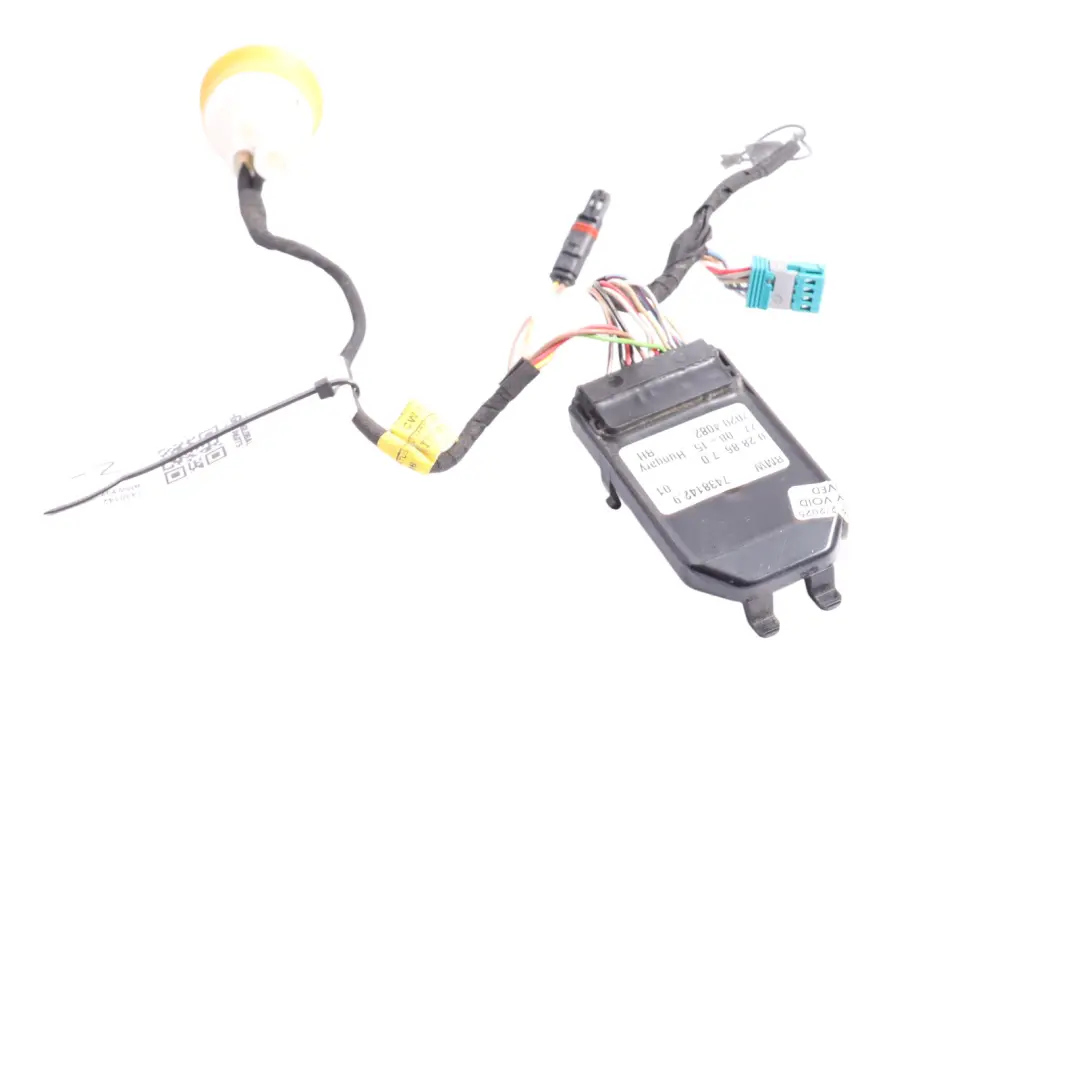 Exterior Wing Mirror Heated Harness Control Module Right O/S to BMW F32 with Part number 7438142 BMW F32 Exterior Wing Mirror Heated Harness Control Module Right O/S - SKU 7438142 - Part number 7438142