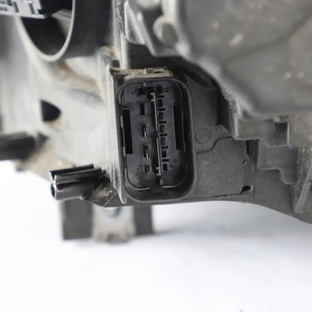 Front Lamp Headlight Xenon Right O/S to BMW F20 with Part number 7453522 BMW F20 Front Lamp Headlight Xenon Right O/S - SKU 7453522 - Part number 7453522