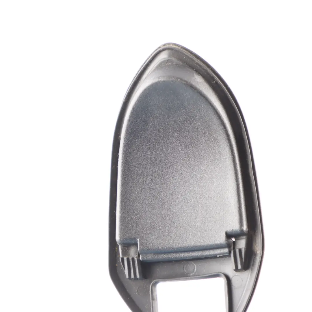 Osłona Kabłąka Uchwytu Dolna Prawy Przód do BMW F40 G20 G30 X3 G01 o numerze 7497722 BMW F40 G20 G30 X3 G01 Osłona Kabłąka Uchwytu Dolna Prawy Przód - SKU 7497722 - Numer Części 7497722