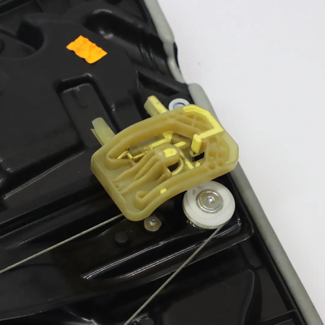 Window Lifter BMW X4 G02 F98 X4M Door Carrier Plate Rear Right O/S to with Part number 7498154 Window Lifter BMW X4 G02 F98 X4M Door Carrier Plate Rear Right O/S - SKU 7498154 - Part number 7498154