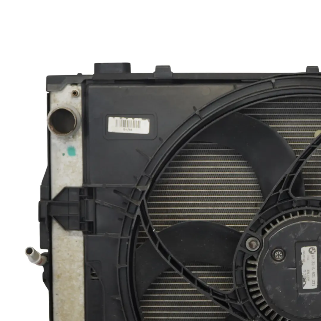M54 400W Motore Raffreddamento Radiatore Pacco Ventola per BMW 5 E60 E61 con numero di parte 7526824 BMW 5 E60 E61 M54 400W Motore Raffreddamento Radiatore Pacco Ventola - SKU 7526824-2 - Numero di parte 7526824