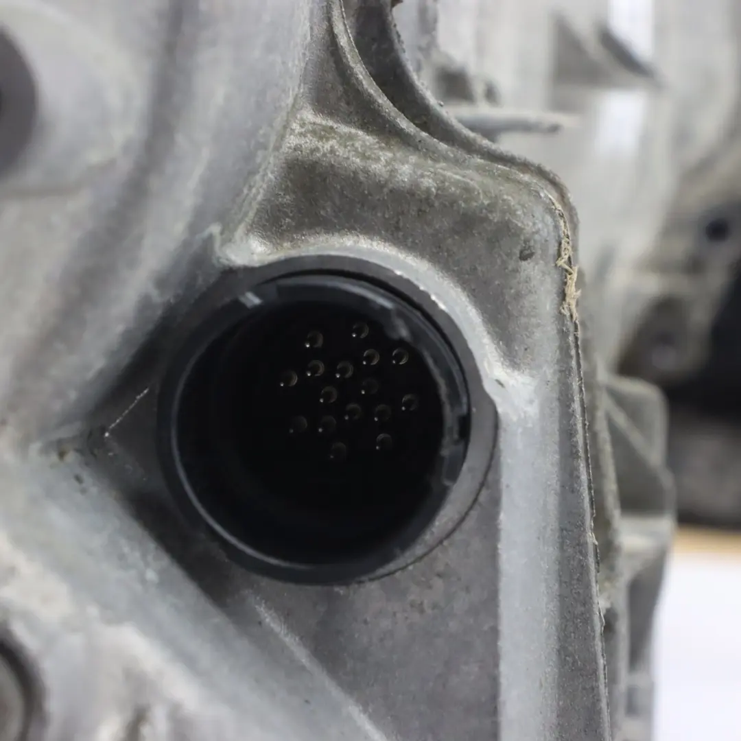 645Ci N62 Automatyczna Skrzynia Biegów GA6HP26Z do BMW E60 E63 545I o numerze 7544617 BMW E60 E63 545I 645Ci N62 Automatyczna Skrzynia Biegów GA6HP26Z - SKU 7544617 - Numer Części 7544617