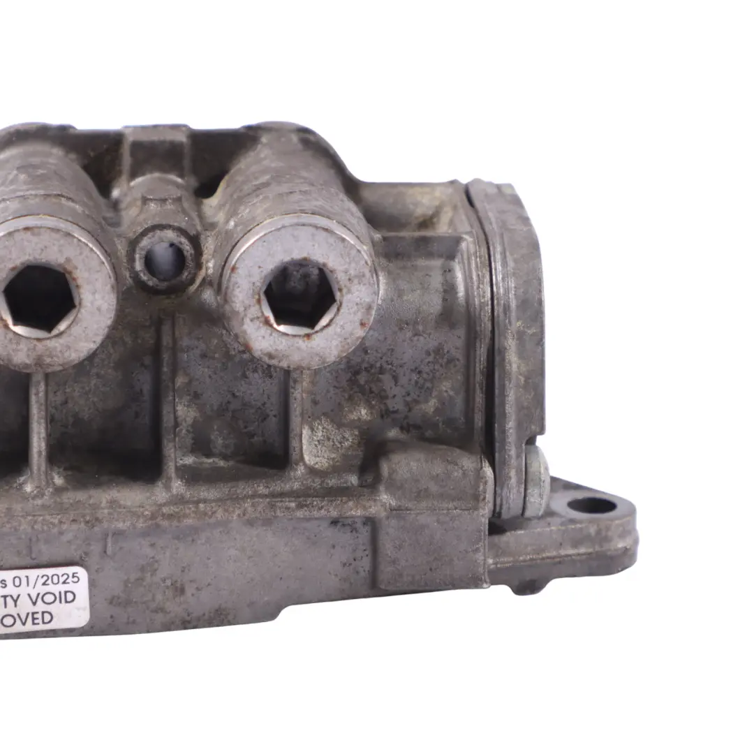 N55 Obudowa Podstawa Filtra Oleju Termostat do BMW F20 F22 o numerze 7637052 BMW F20 F22 N55 Obudowa Podstawa Filtra Oleju Termostat - SKU 7637052 - Numer Części 7637052