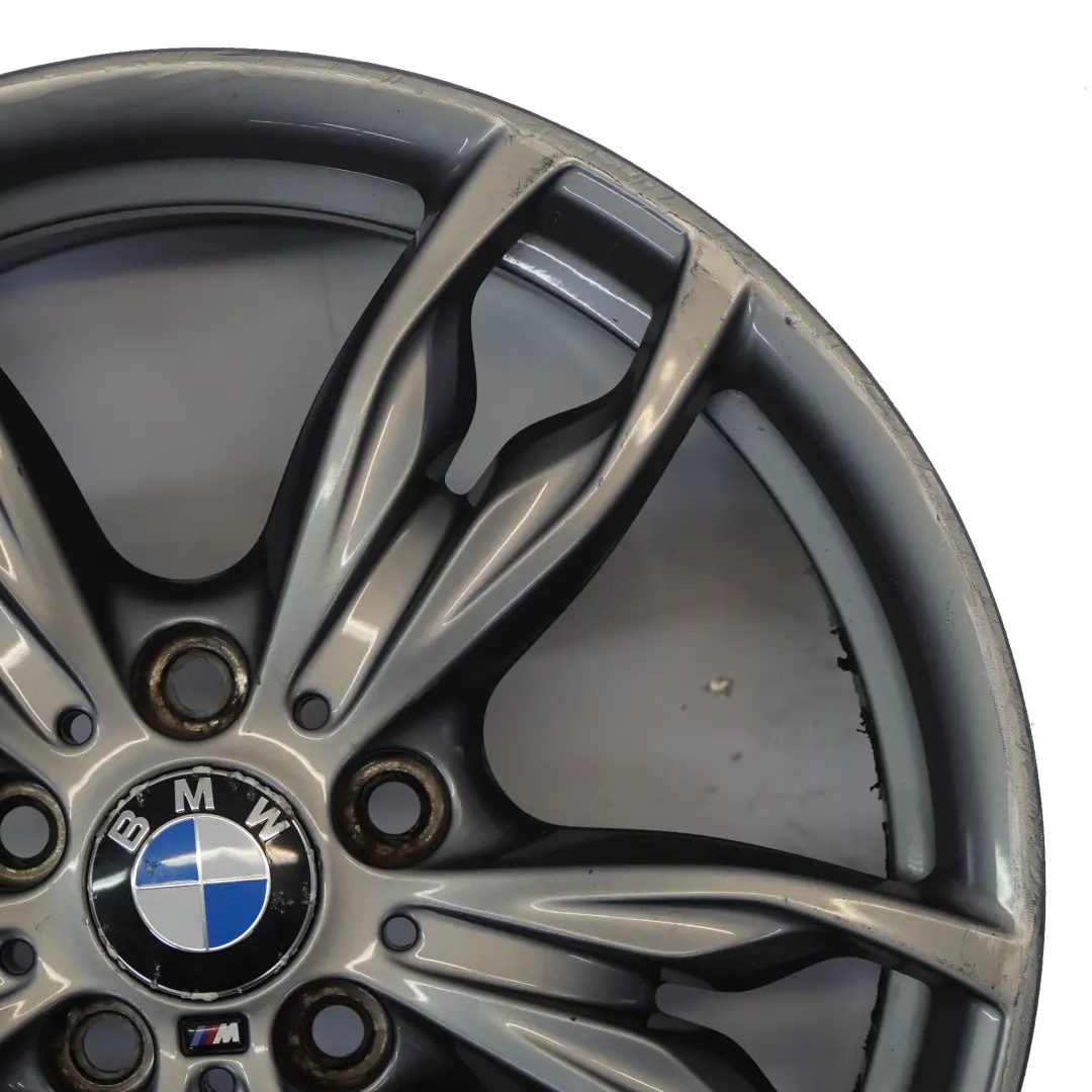 Cerchio lega anteriore grigio ferrico 18" M doppie razze 7,5J per BMW F20 con numero di parte 7845870 BMW F20 Cerchio lega anteriore grigio ferrico 18" M doppie razze 7,5J - SKU 7845870-3 - Numero di parte 7845870