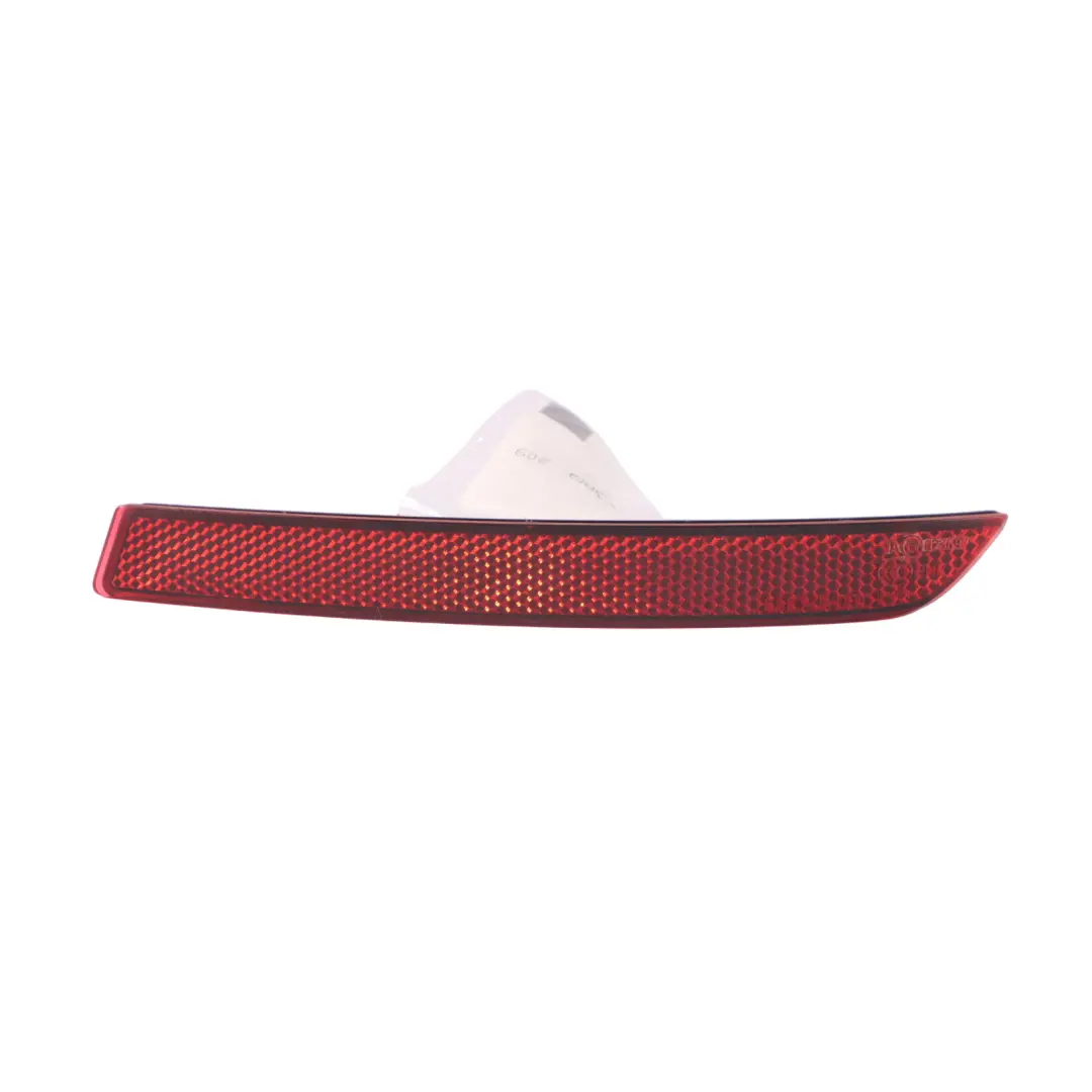  Réflecteur pare chocs arière droit BMW F45 Active Tourer F46 Gran Tourer - SKU 7850602 - Numéro de pièce 7850602