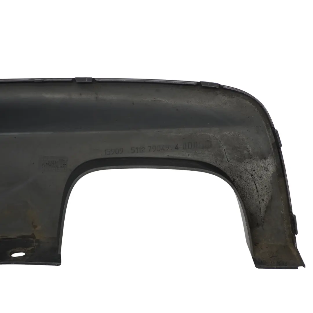 Paraurti posteriore Fondo Copertura Diffusore Ombra Scuro per BMW F10 F11 M Sport con numero di parte 7904994 BMW F10 F11 M Sport Paraurti posteriore Fondo Copertura Diffusore Ombra Scuro - SKU 7904994-2 - Numero di parte 7904994