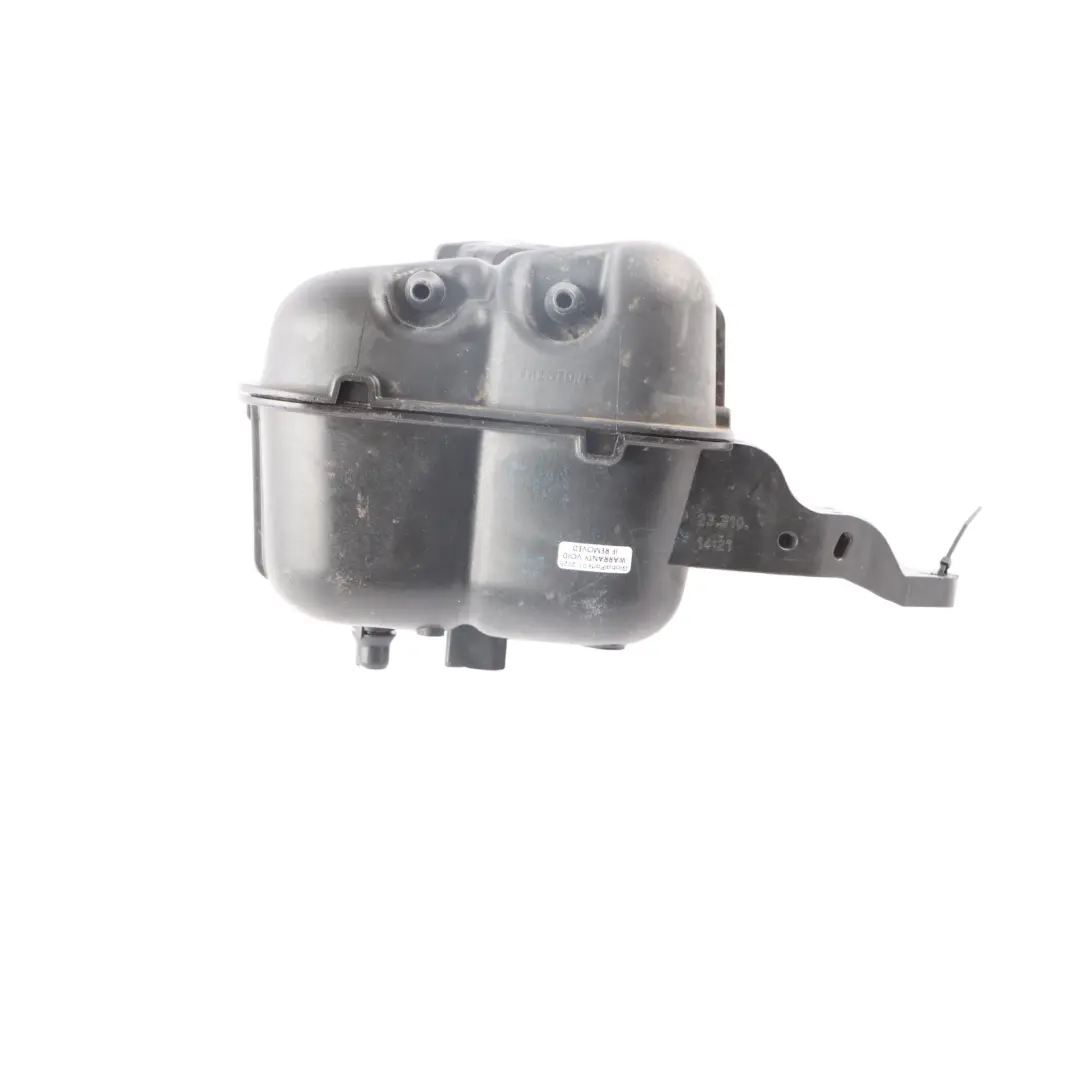Coolant Expansion Overflow Tank Bottle to BMW i4 G26 with Part number 7925641 BMW i4 G26 Coolant Expansion Overflow Tank Bottle - SKU 7925641 - Part number 7925641