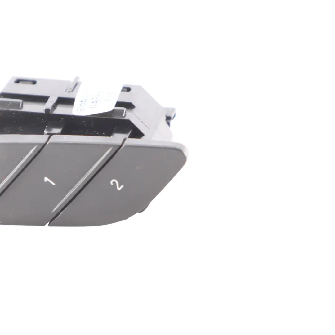 Przełącznik Pamięci Fotela Przód Prawy do BMW G20 G21 X3 G01 X4 G02 o numerze 7937970 BMW G20 G21 X3 G01 X4 G02 Przełącznik Pamięci Fotela Przód Prawy - SKU 7937970 - Numer Części 7937970