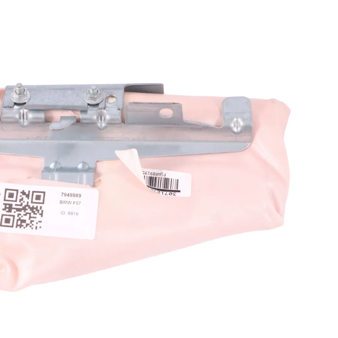 Seiten Luft Modul Vordersitz Links SRS für BMW F07 mit Teilenummer 7949989 BMW F07 Seiten Luft Modul Vordersitz Links SRS - SKU 7949989 - Teilenummer 7949989